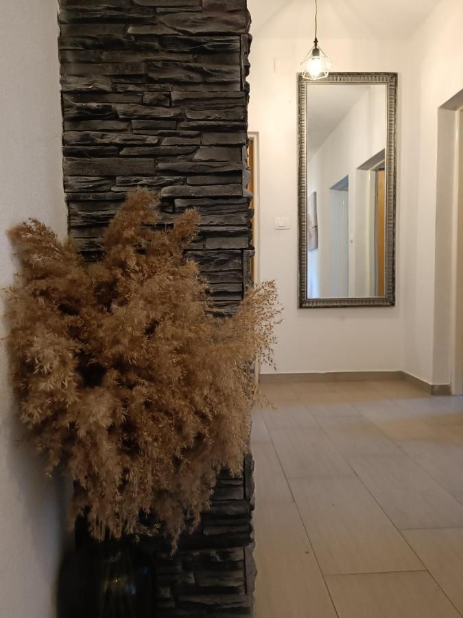 Apartman Brigita Apartment Biograd Na Moru Exterior photo